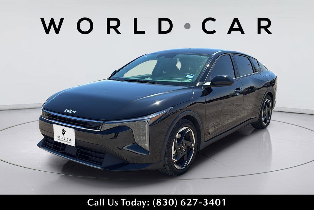 Certified 2025 Kia K4 EX FWD image 2