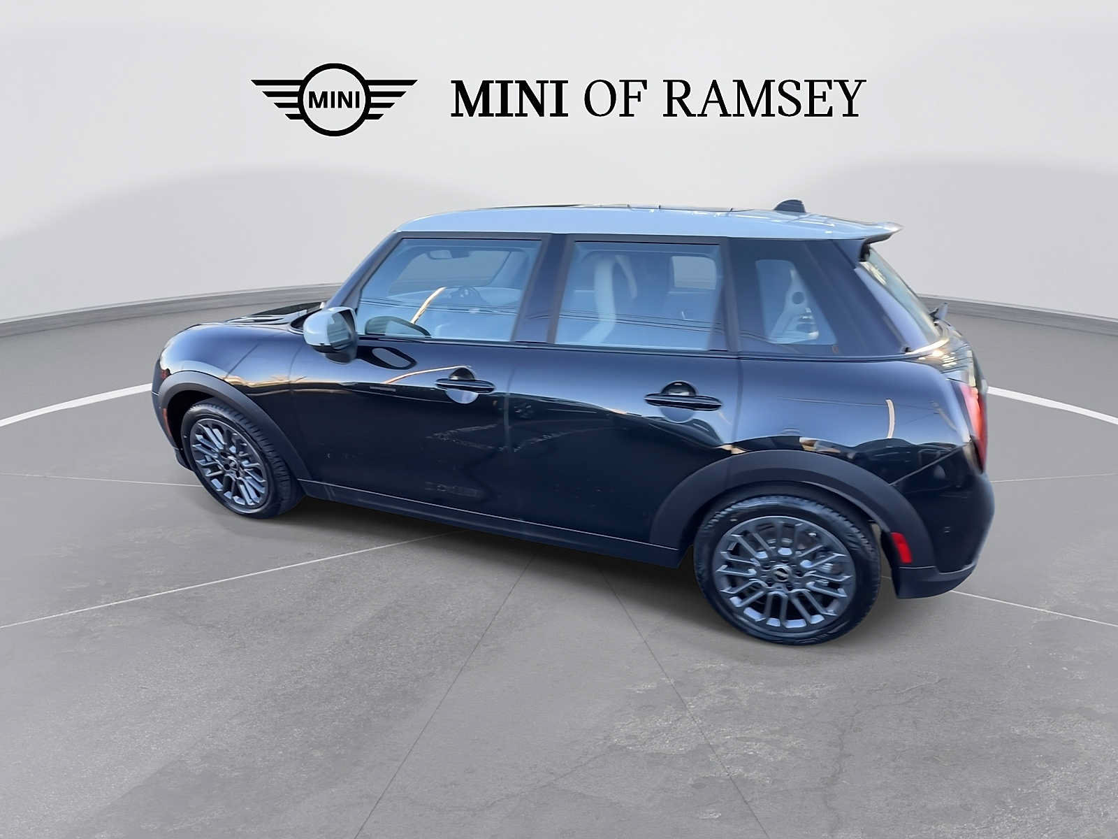 Used 2026 MINI Cooper S FWD image 6