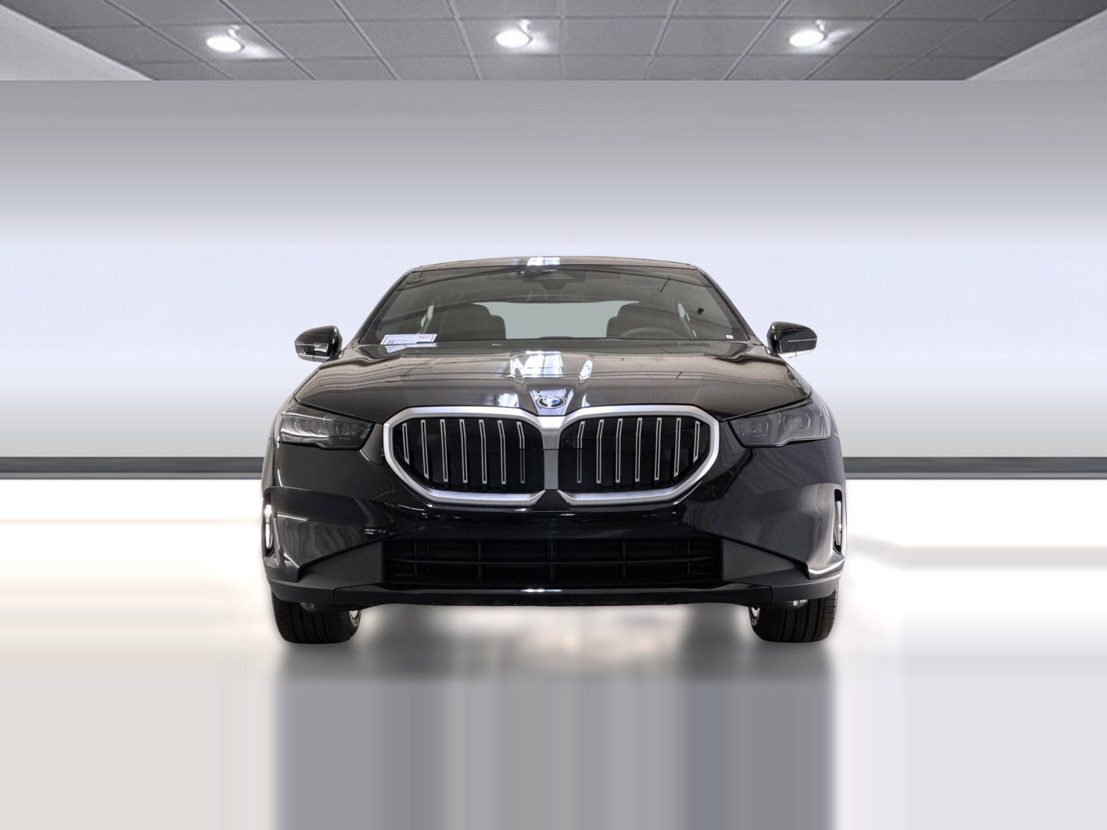 Used 2026 BMW 530i w/ Premium Package RWD image 5