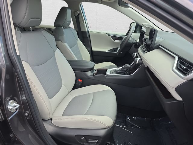 Used 2023 Toyota RAV4 Limited w/ Limited Grade Weather Package AWD/4WD image 10