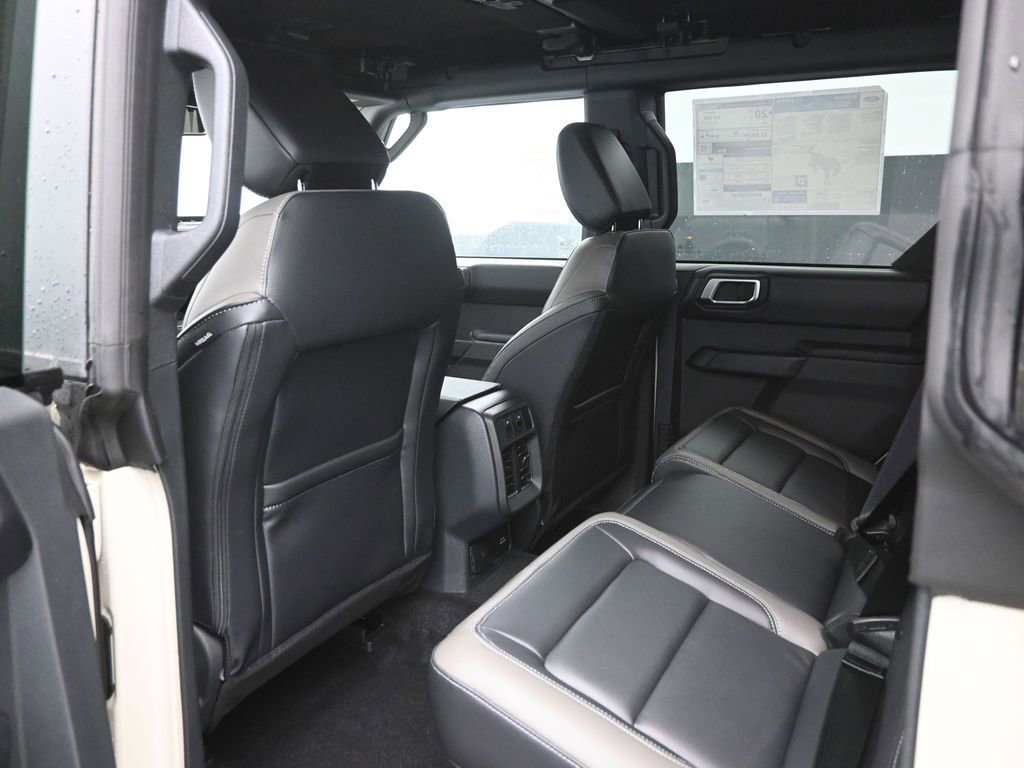 New 2026 Ford Bronco Outer Banks image 10