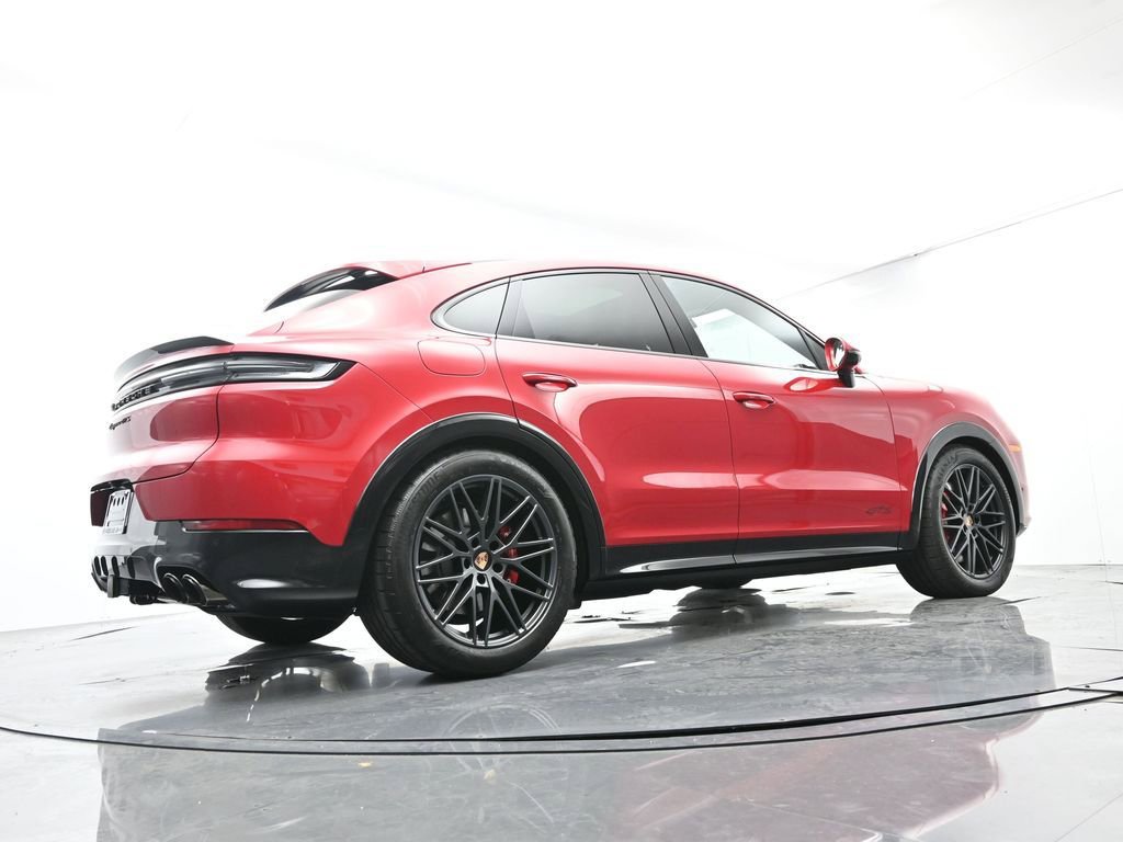 Certified 2026 Porsche Cayenne GTS AWD/4WD image 53