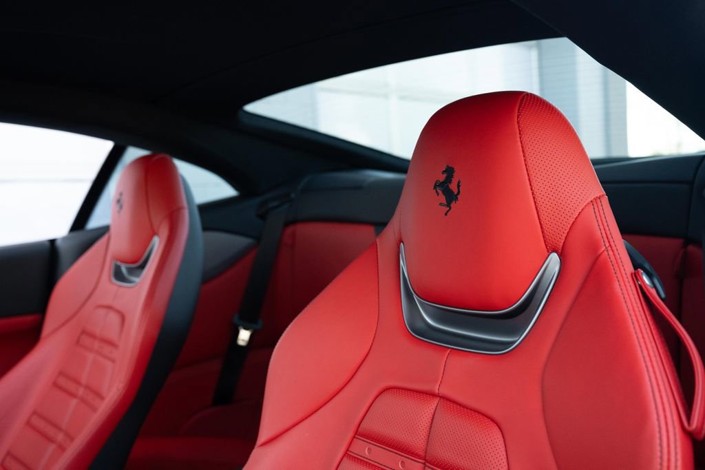 Certified 2022 Ferrari Portofino M image 53