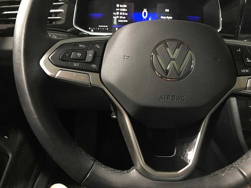 Used 2025 Volkswagen Jetta SE image 24