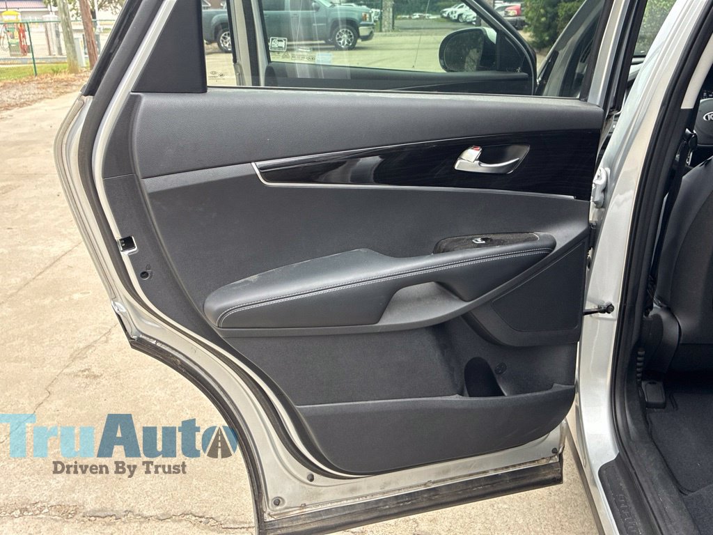 Used 2019 Kia Sorento FWD w/ Option Group 020 image 37