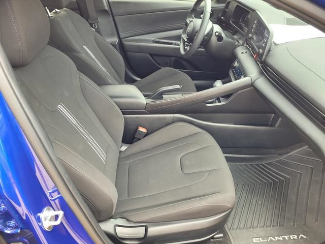 Used 2025 Hyundai Elantra Sport FWD image 24