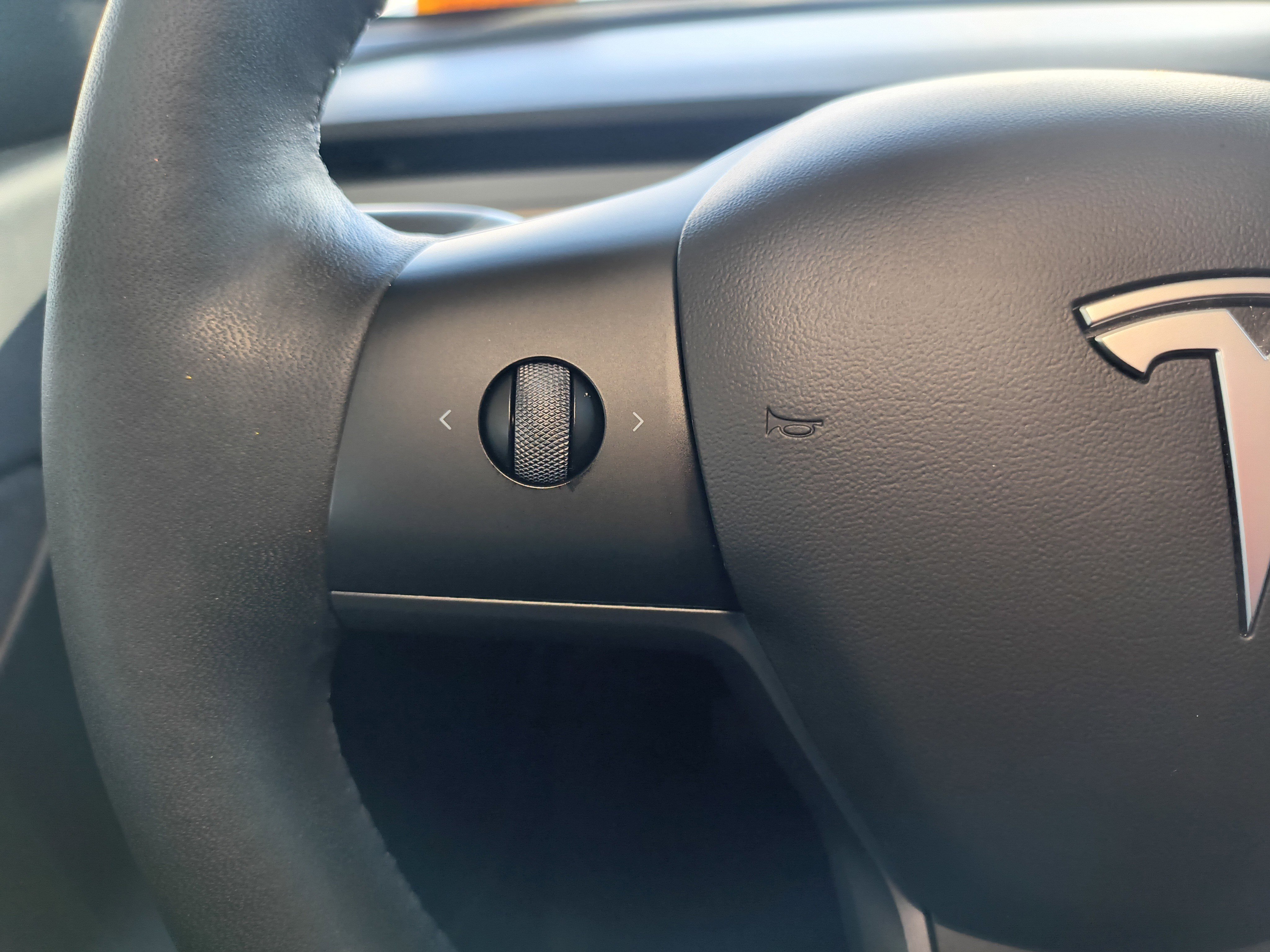 Used 2021 Tesla Model Y Long Range image 10