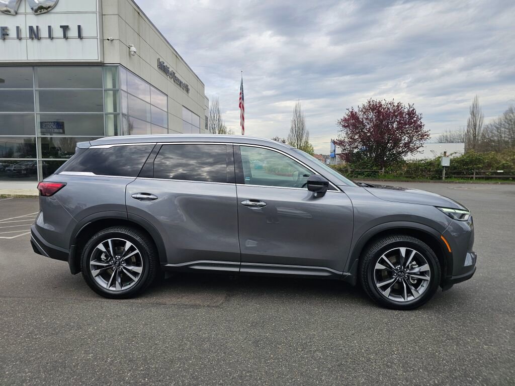 Used 2023 INFINITI QX60 Luxe w/ Cargo Package image 8