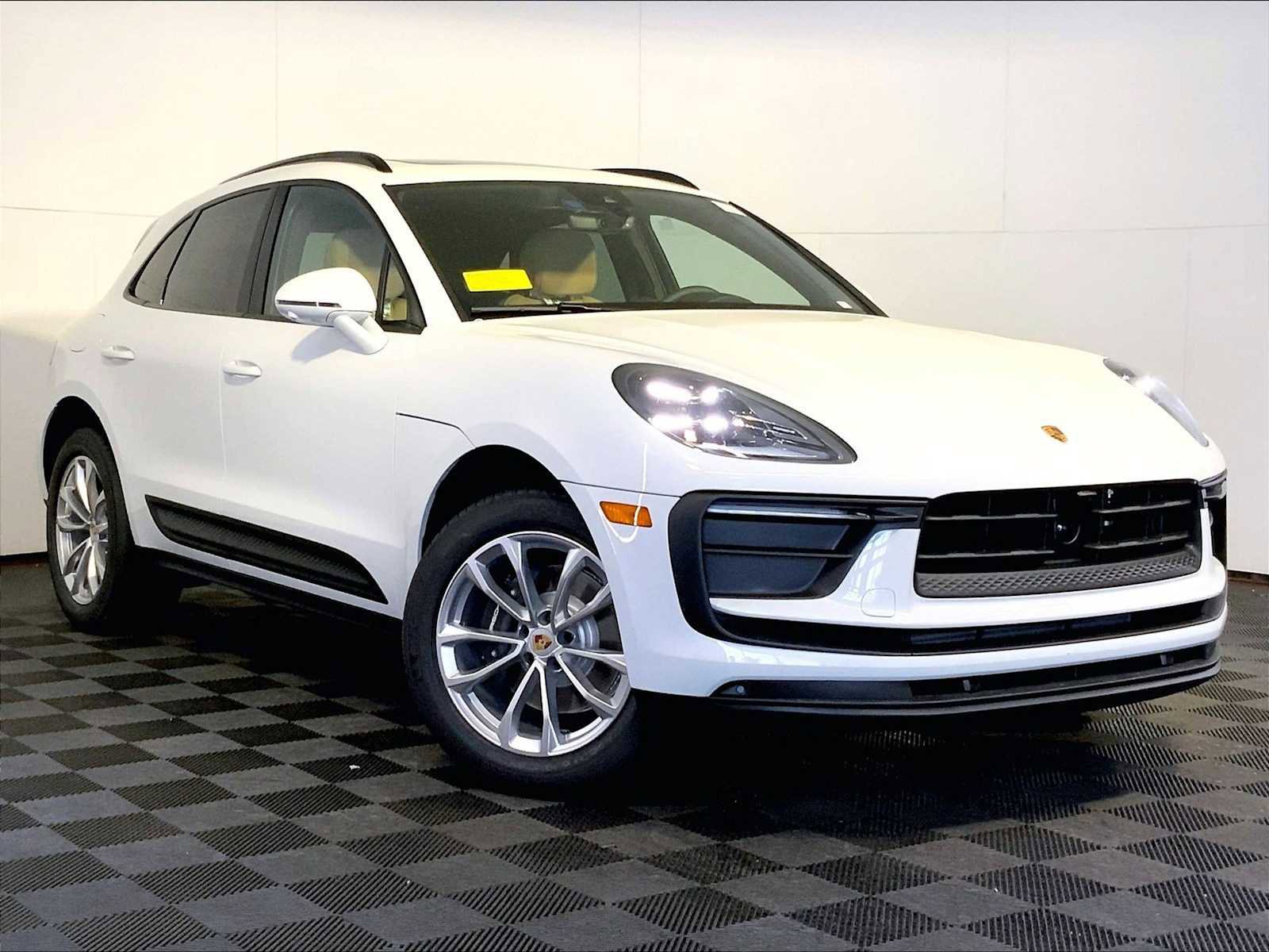 New 2025 Porsche Macan image 9