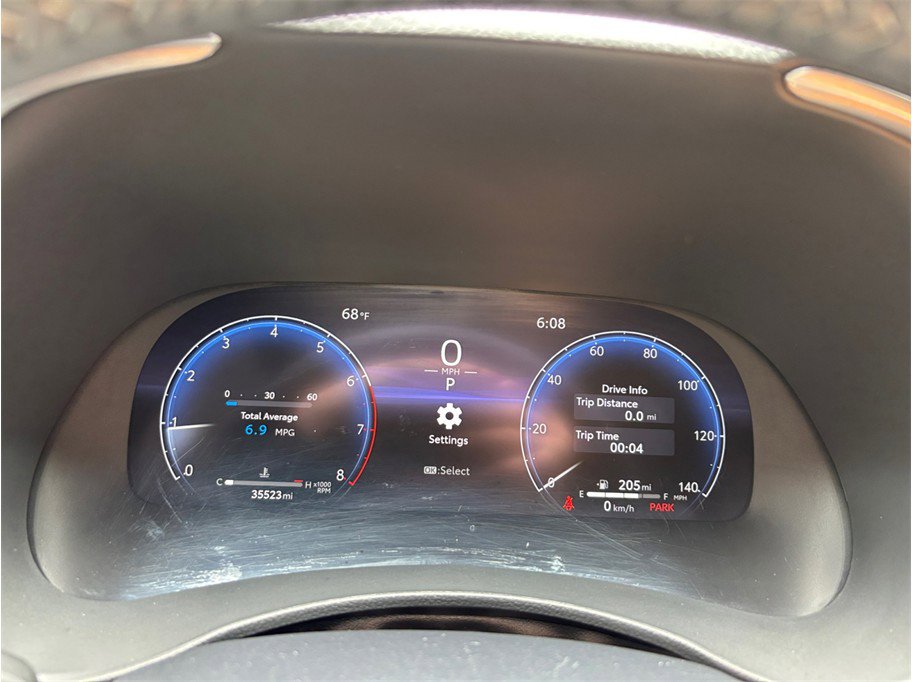 Used 2023 Toyota Highlander Platinum image 28