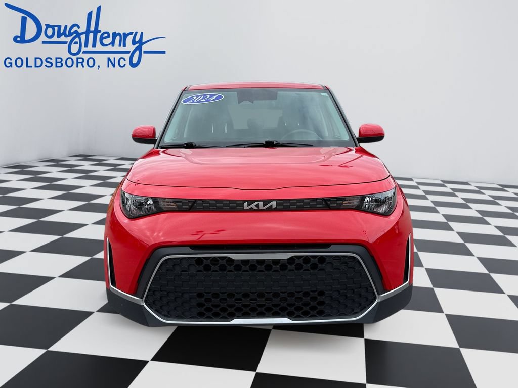 Used 2024 Kia Soul LX w/ Option Group 015 FWD image 8