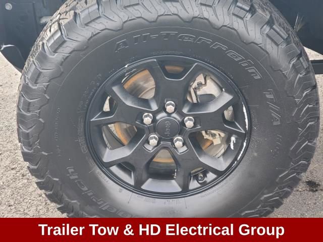 Used 2022 Jeep Wrangler Unlimited Rubicon w/ Xtreme Recon 35" Tire Package image 8