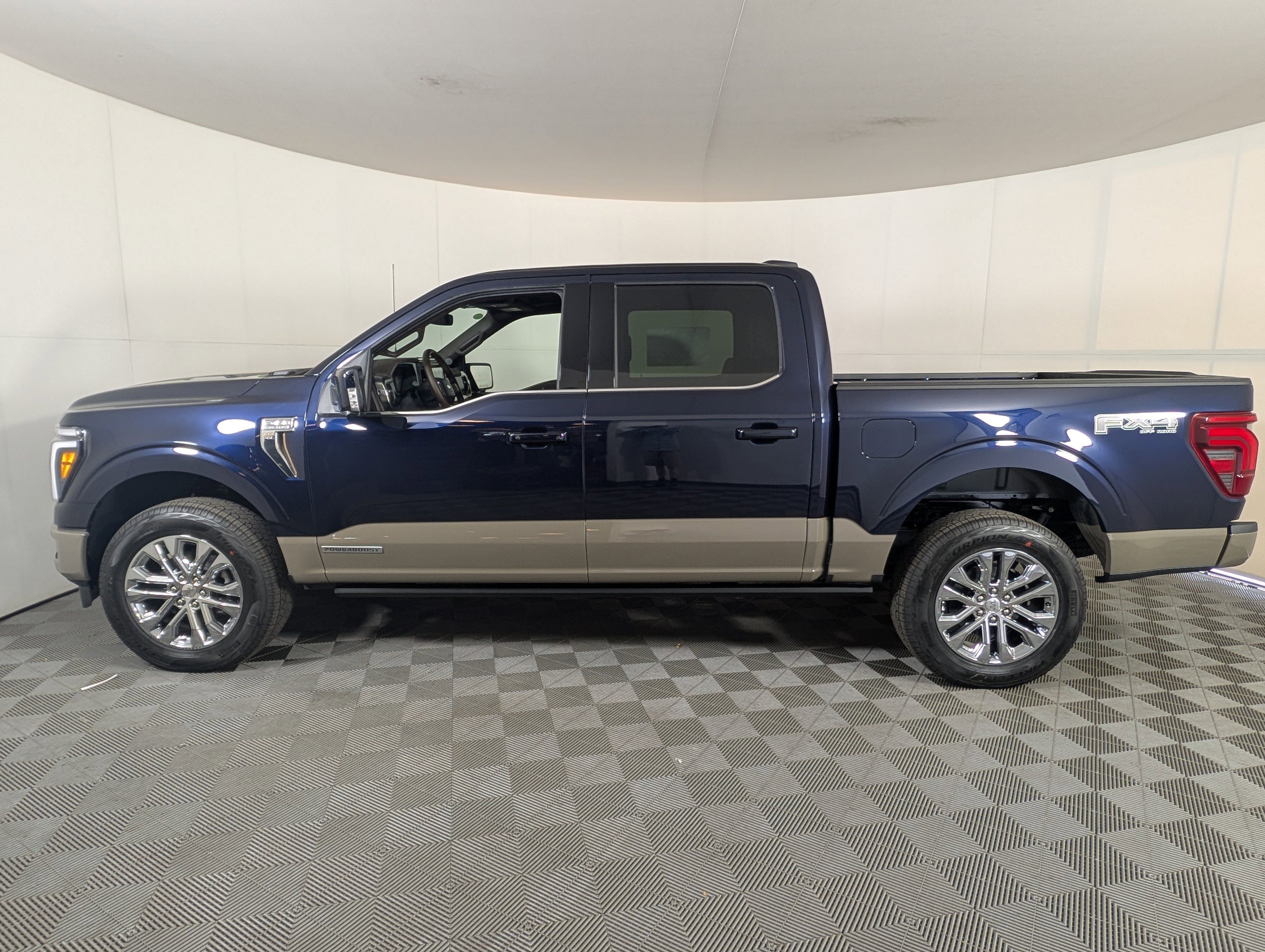 New 2025 Ford F150 King Ranch w/ FX4 Off-Road Package image 4