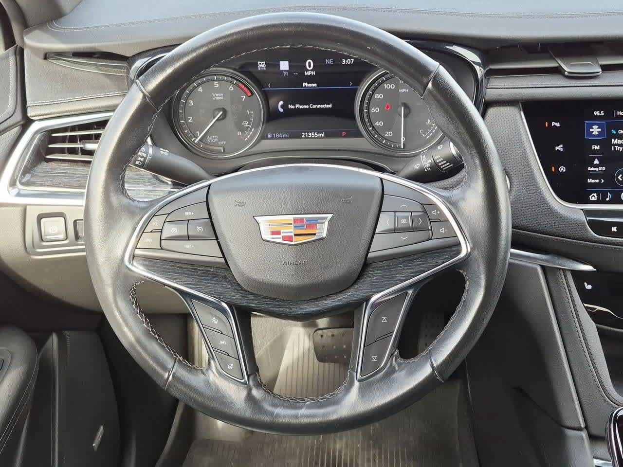 Used 2024 Cadillac XT5 Premium Luxury w/ Technology Package AWD/4WD image 24