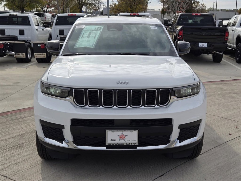 New 2025 Jeep Grand Cherokee L Laredo image 7