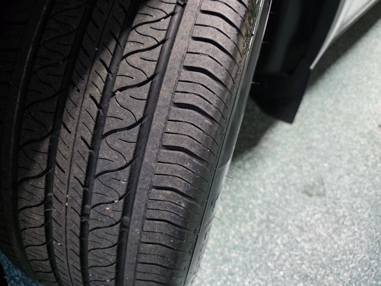 Used 2023 Tesla Model Y Long Range image 13