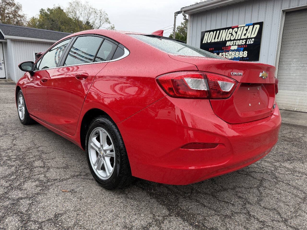 Used 2018 Chevrolet Cruze LT w/ Convenience Package FWD image 10