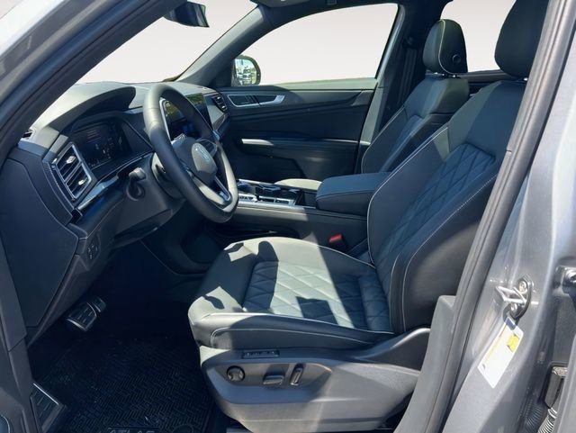 Used 2026 Volkswagen Atlas Cross Sport SEL Premium R-Line AWD/4WD image 10