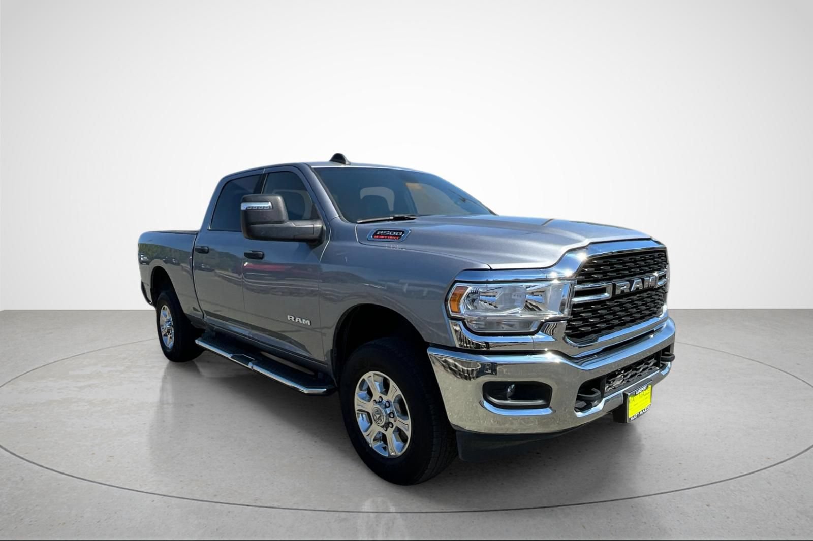 Used 2024 RAM 2500 Big Horn AWD/4WD image 2