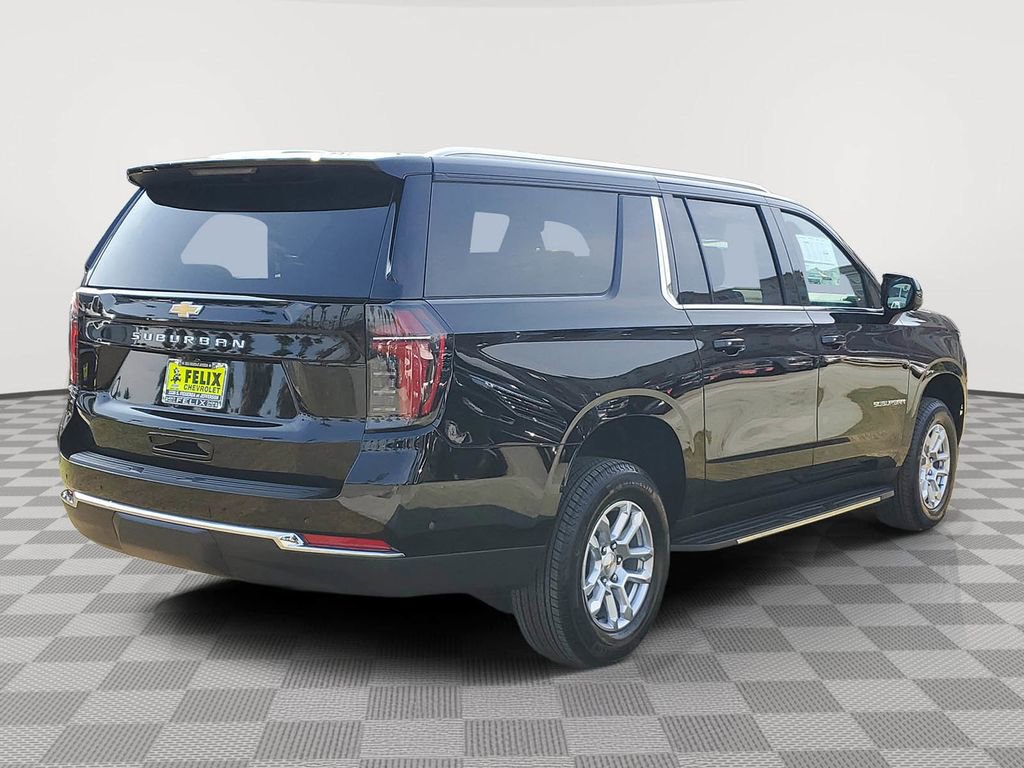 New 2026 Chevrolet Suburban LS image 3