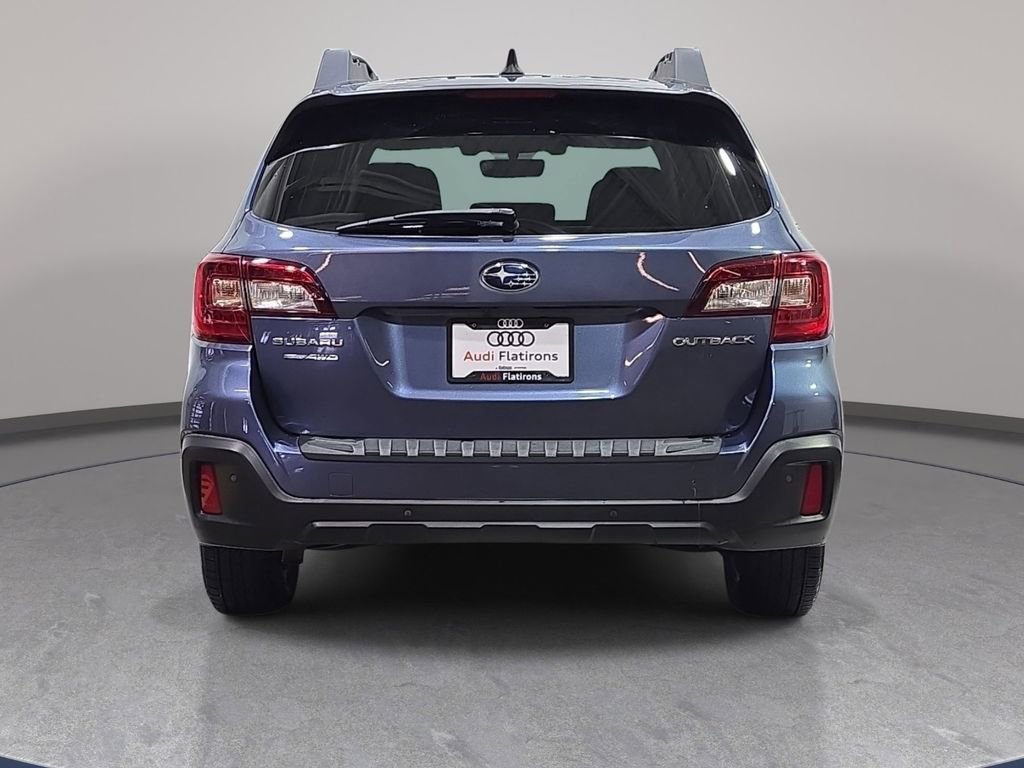 Used 2018 Subaru Outback 2.5i Limited image 7