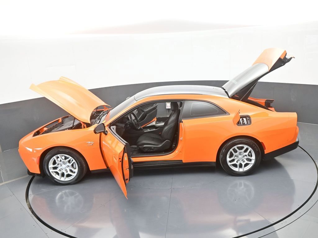 Used 2025 Dodge Charger R/T w/ Sun & Sound Package image 67