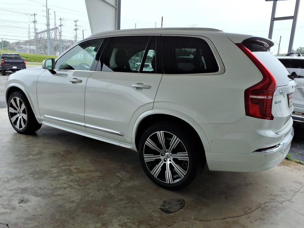 Used 2023 Volvo XC90 B6 Ultimate AWD/4WD image 5
