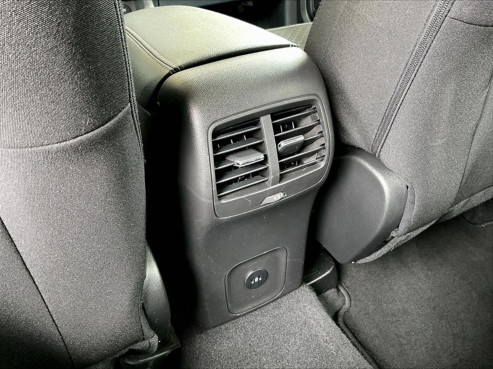 Used 2023 Ford Escape Active w/ Tech Pack #1 AWD/4WD image 10