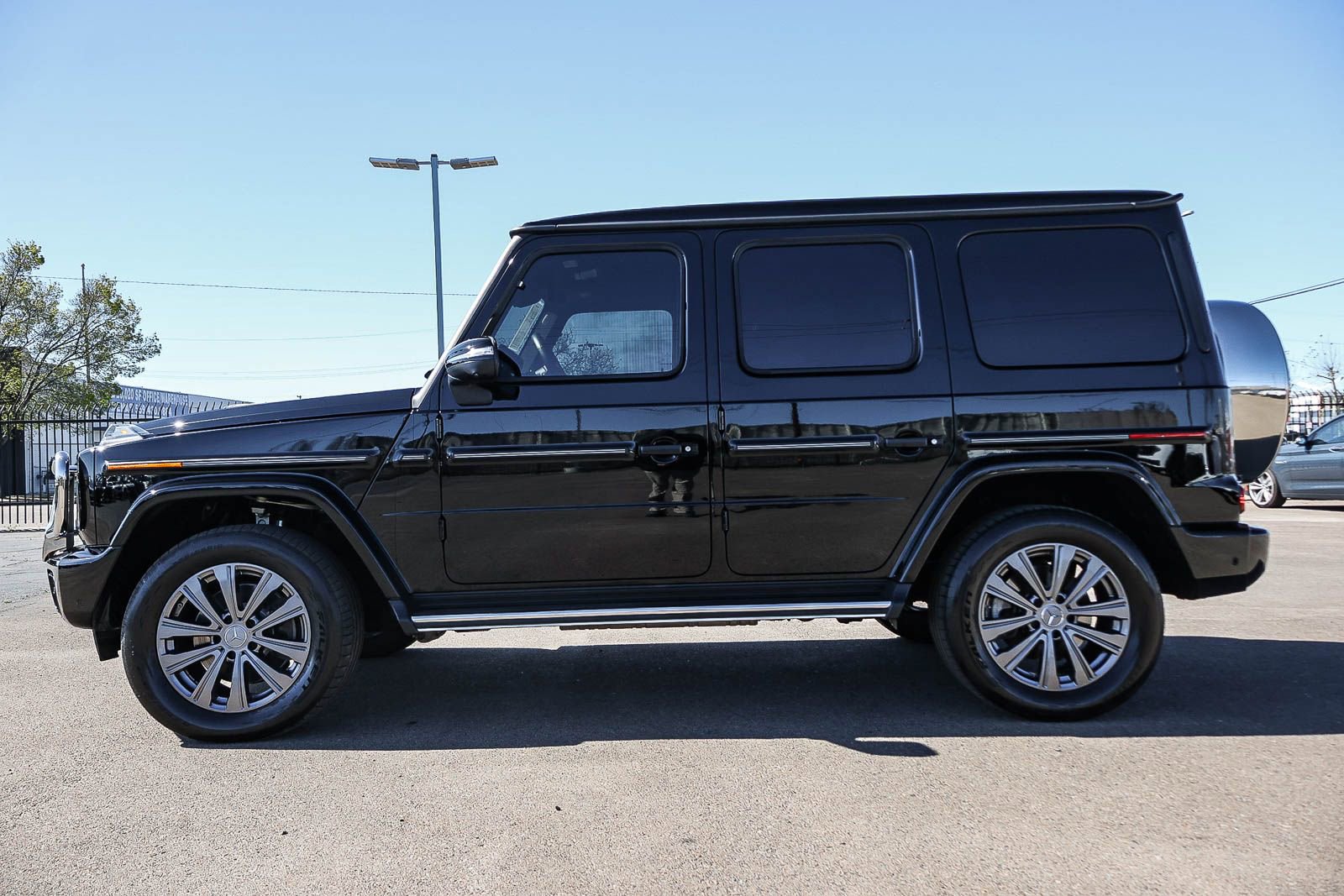 Used 2025 Mercedes-Benz G 550 image 8