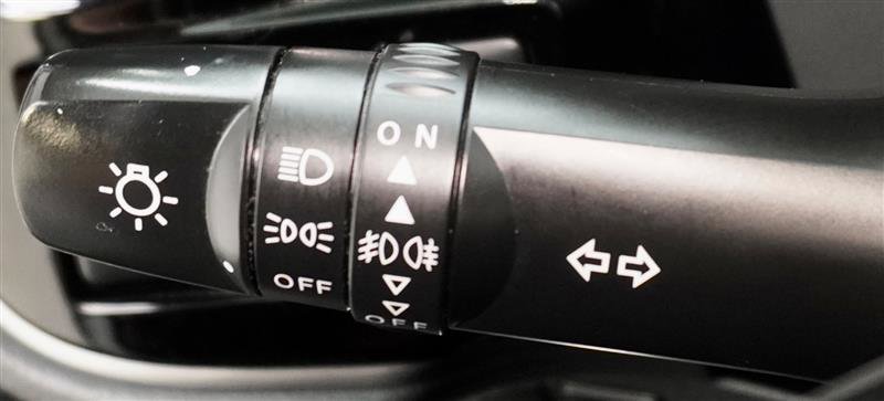 Used 2019 Mitsubishi Outlander SE image 16