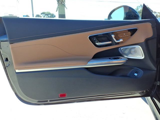 New 2026 Mercedes-Benz CLE 300 4MATIC Coupe image 13