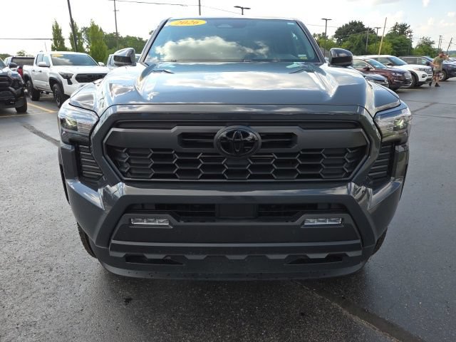 Used 2026 Toyota Tacoma TRD Off-Road w/ TRD Off Road Upgrade Package AWD/4WD video 2