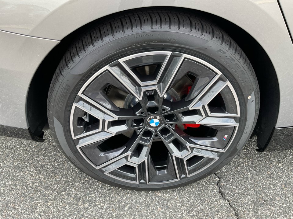 New 2027 BMW i5 xDrive40 w/ M Sport Package AWD/4WD image 23