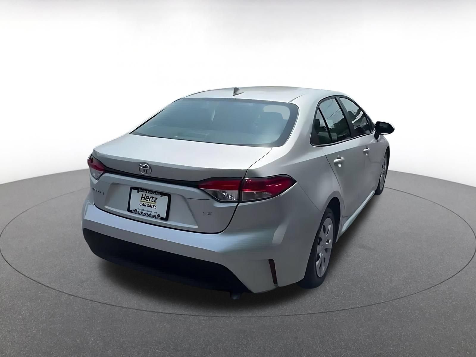 Used 2025 Toyota Corolla LE FWD image 14