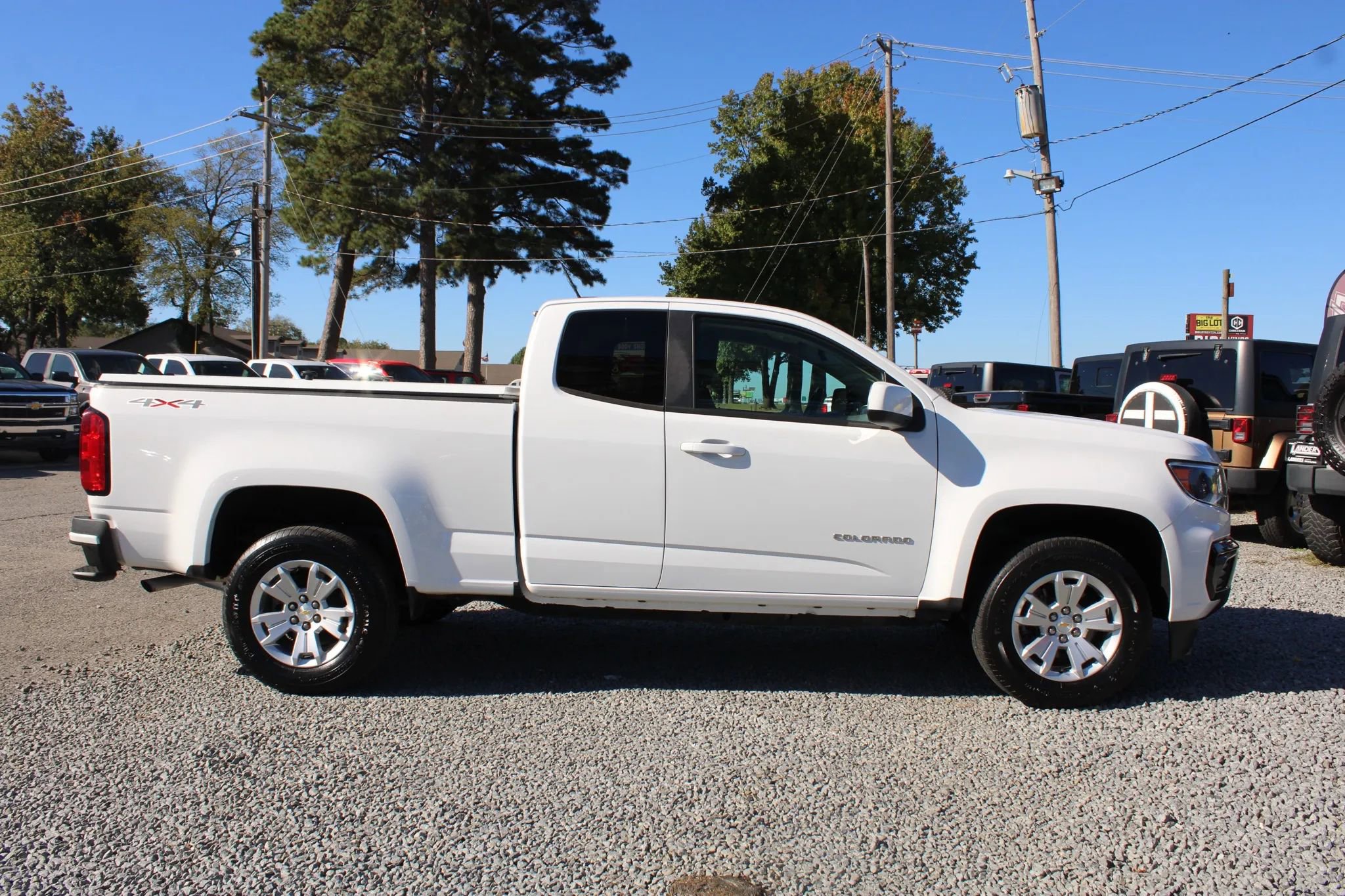 Used 2022 Chevrolet Colorado LT w/ Fleet Safety Package image 6