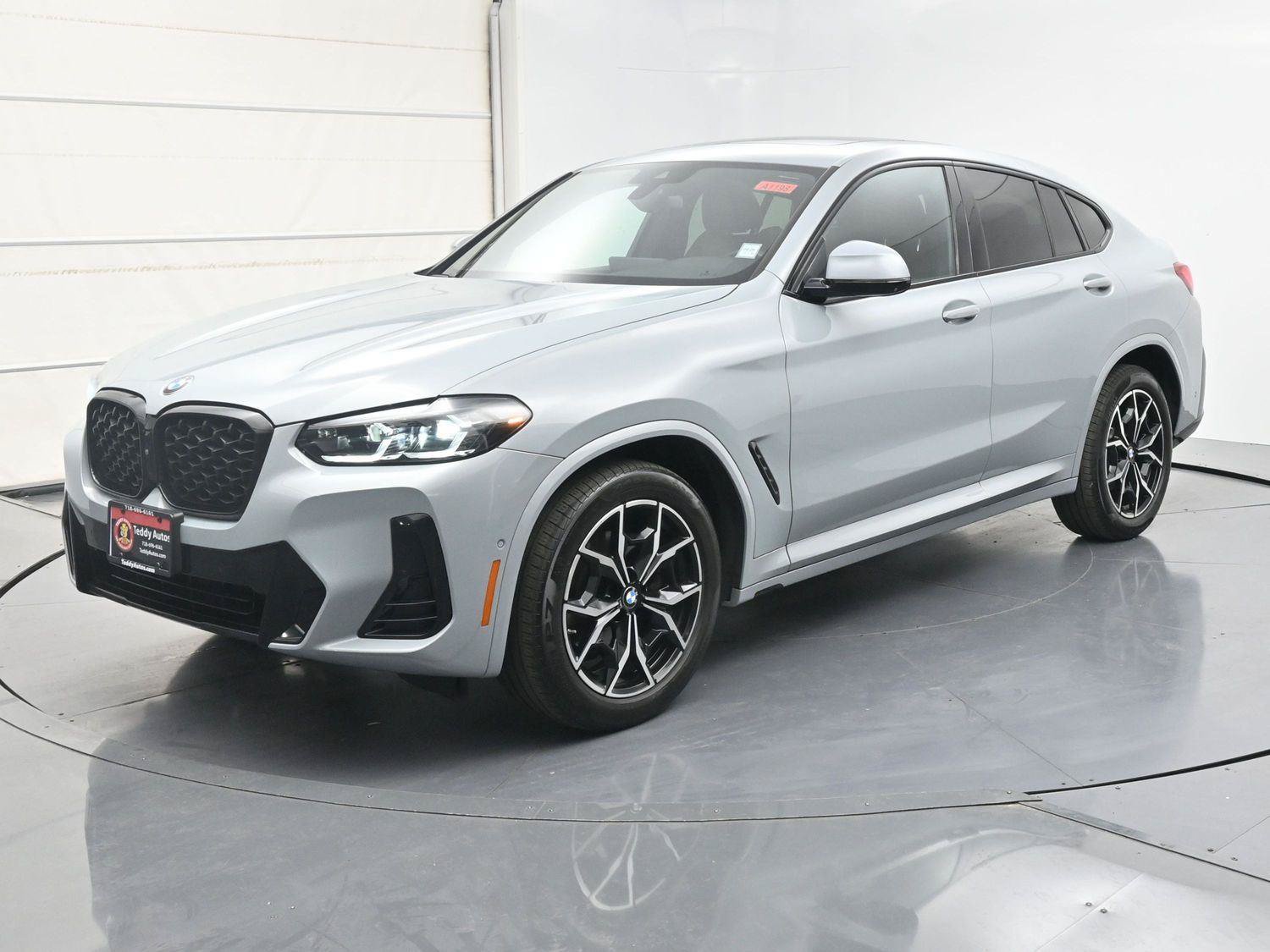 Used 2023 BMW X4 xDrive30i w/ M Sport Package AWD/4WD image 1
