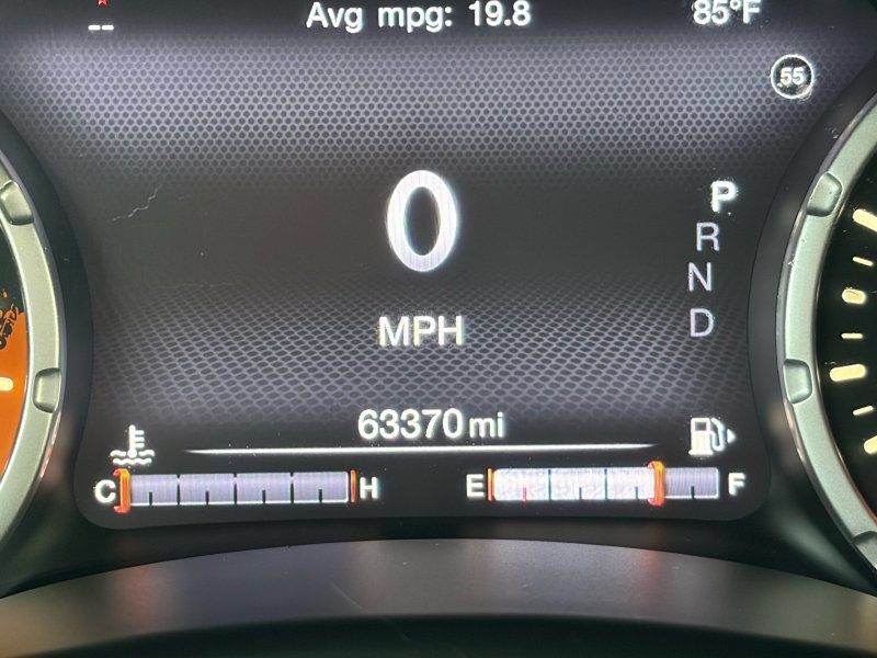 Used 2015 Jeep Renegade Trailhawk AWD/4WD image 9