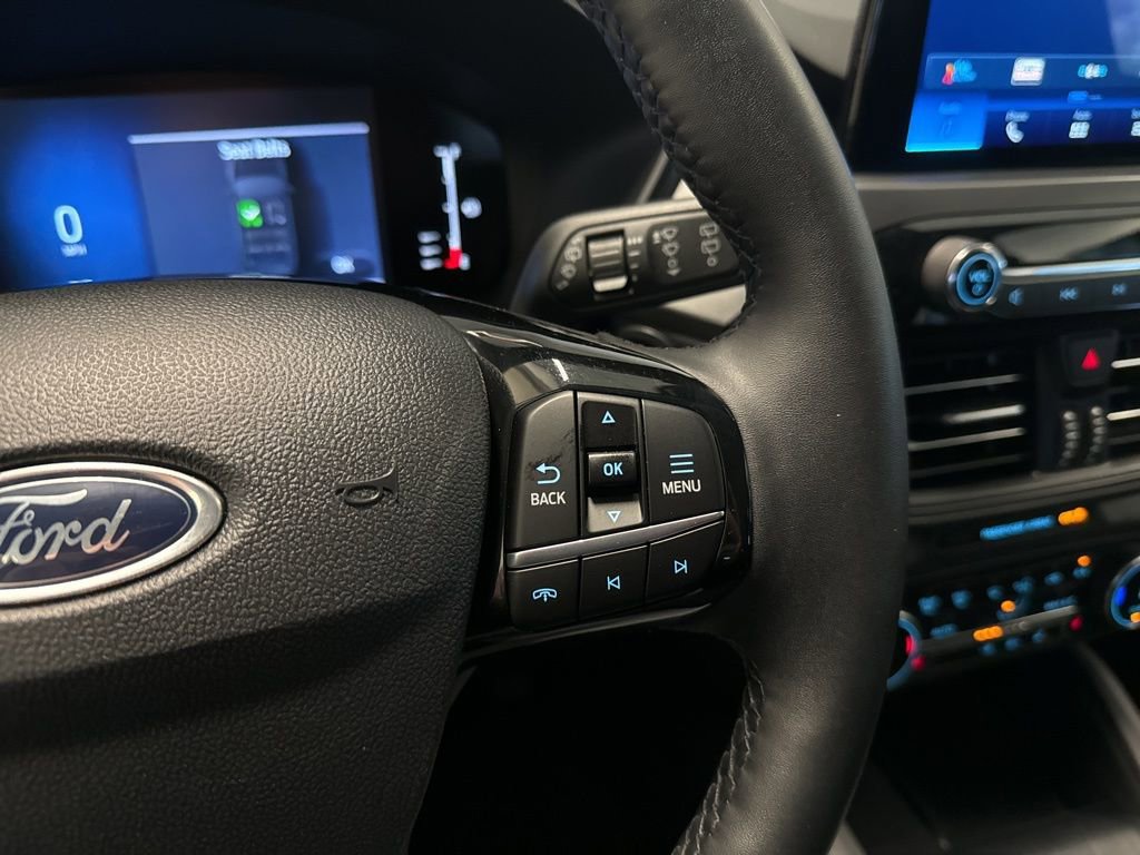 Used 2023 Ford Escape Active image 28