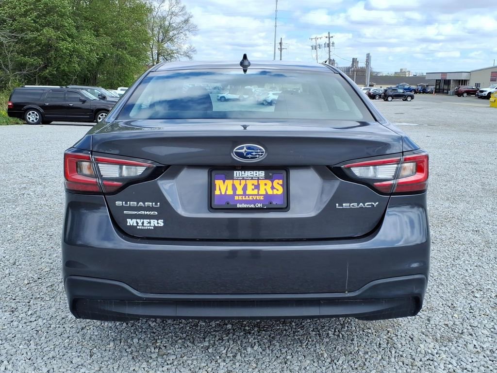 Used 2022 Subaru Legacy Premium AWD/4WD image 8