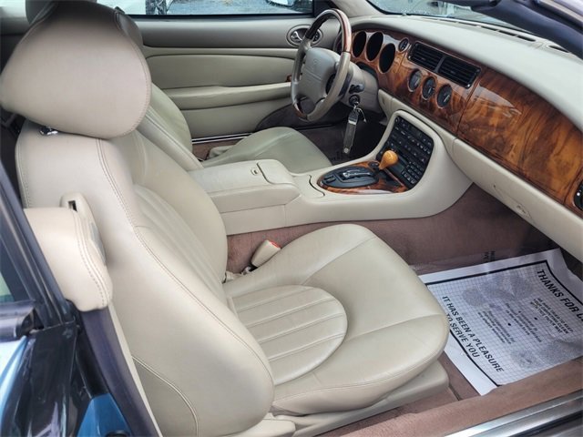 Used 2002 Jaguar XK8 Convertible image 16