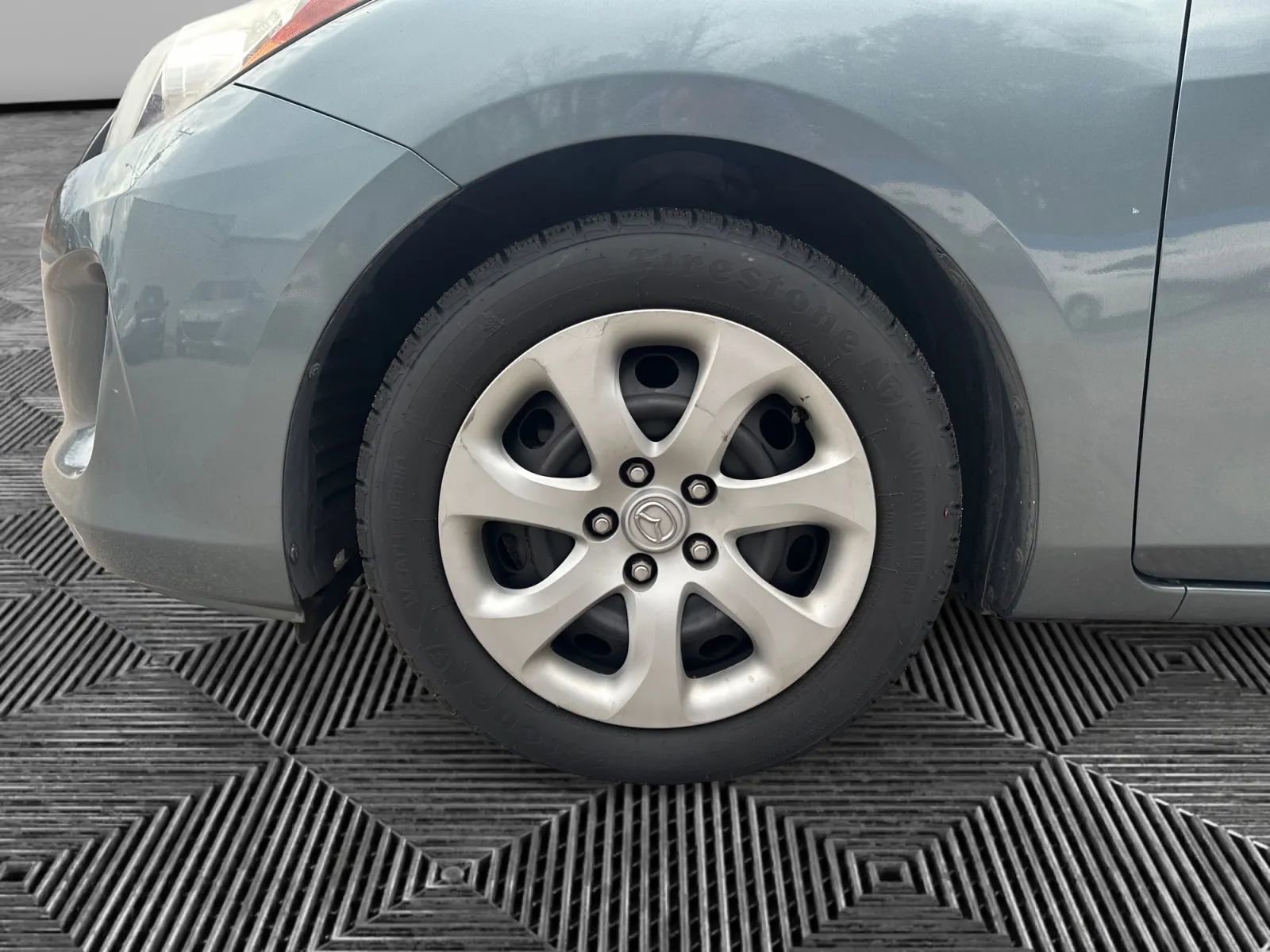 Used 2012 MAZDA MAZDA3 i Sport FWD image 16