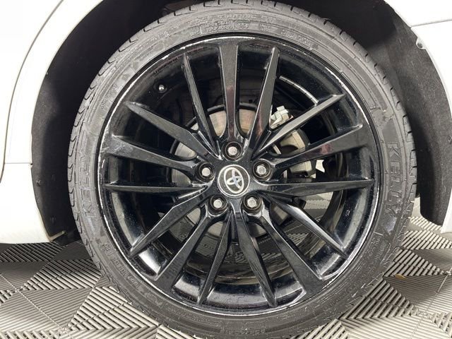 Used 2023 Toyota Camry XSE image 13