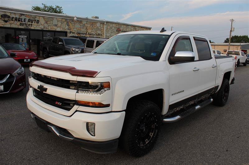 Used 2016 Chevrolet Silverado 1500 LT w/ All Star Edition AWD/4WD image 3