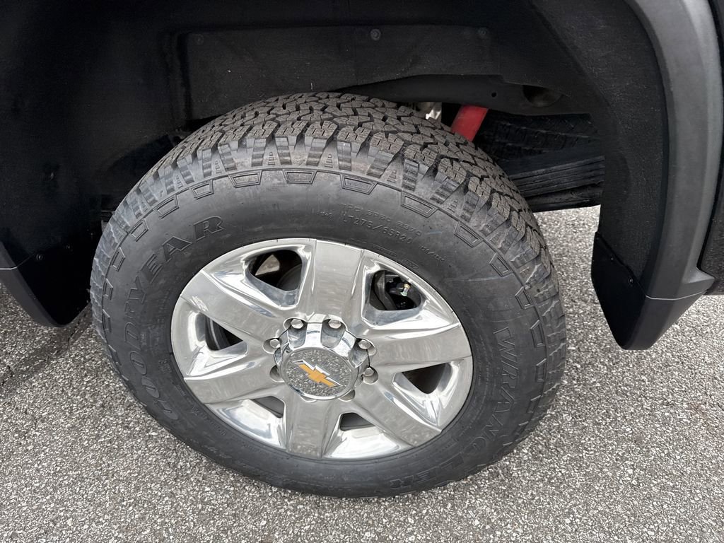 Used 2022 Chevrolet Silverado 2500 LTZ w/ LTZ Plus Package image 23