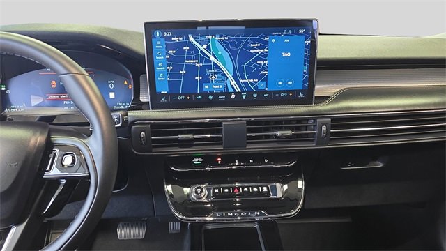 Used 2023 Lincoln Corsair Standard image 21