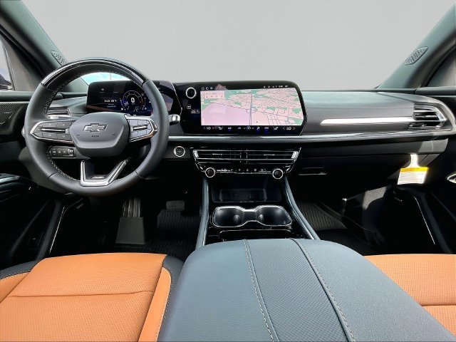 New 2027 Chevrolet Traverse Z71 w/ Enhanced Driving Package AWD/4WD image 11