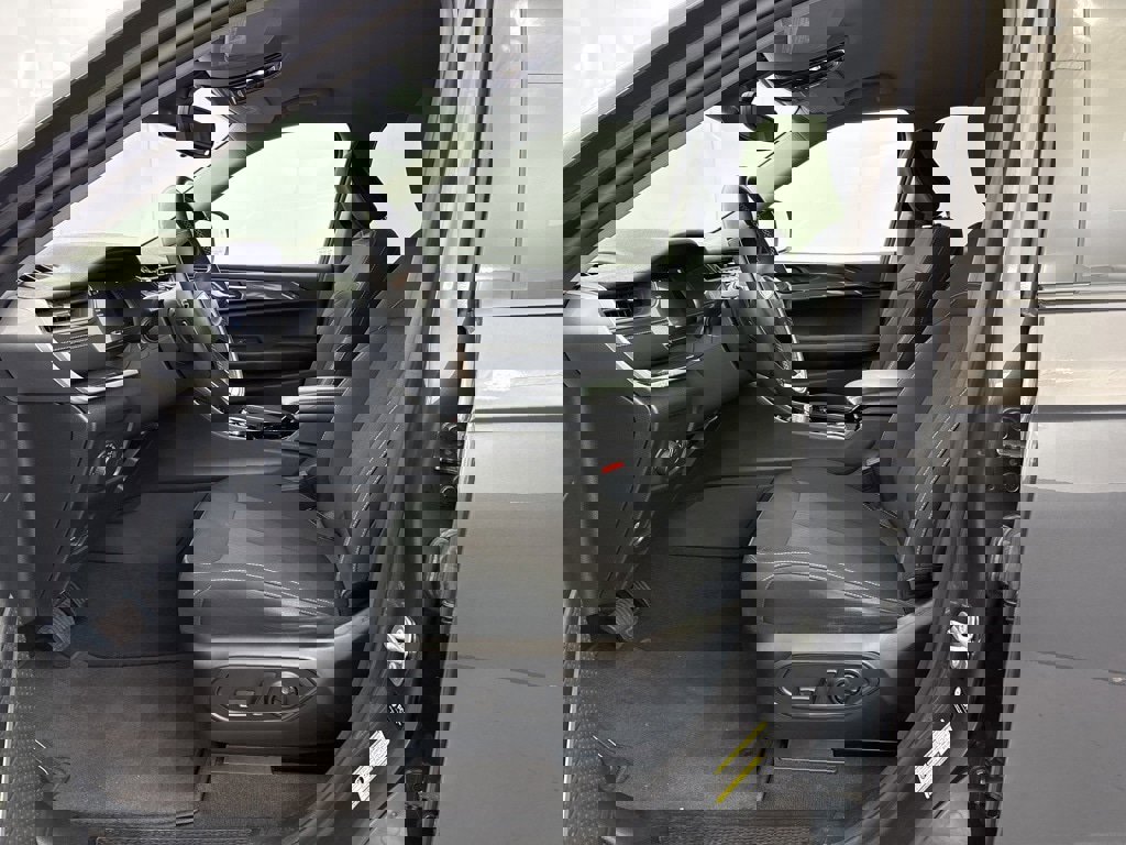 Used 2022 Jeep Grand Cherokee L Laredo w/ Luxury Tech Group I image 12