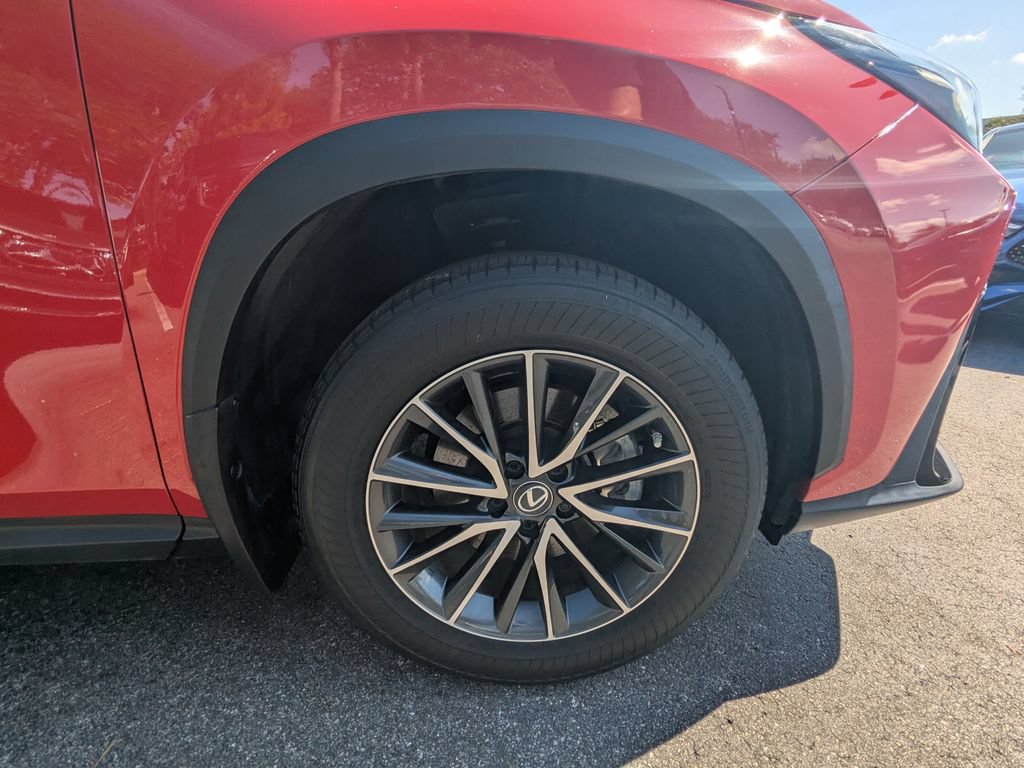 Used 2023 Lexus NX 250 FWD w/ Towing Package (2000 Lbs) image 19