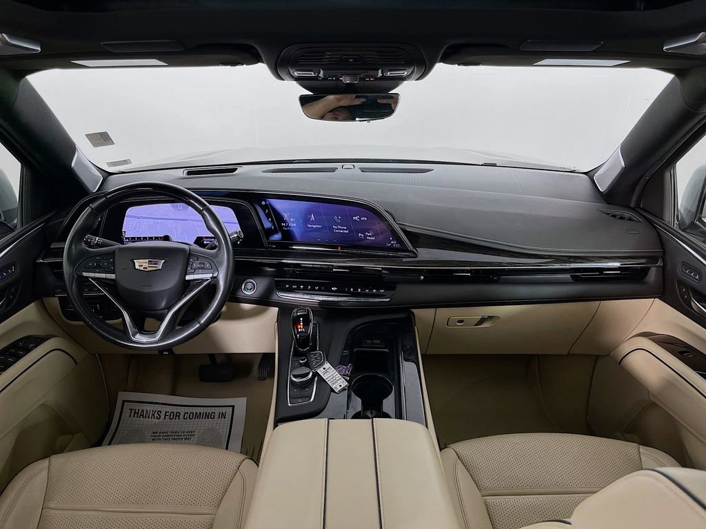 Used 2023 Cadillac Escalade Premium Luxury w/ Performance Package image 12