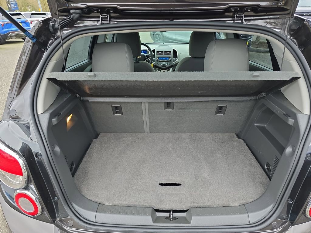 Used 2015 Chevrolet Sonic LT w/ Fun and Sun Package image 25